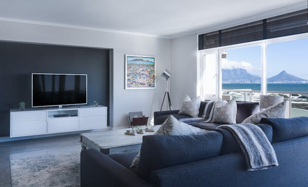 Top Features to Look for in a 4K Smart TV in 2025